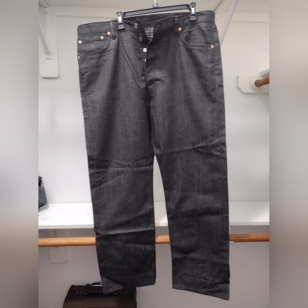 Men Levi's 501 Button Fly